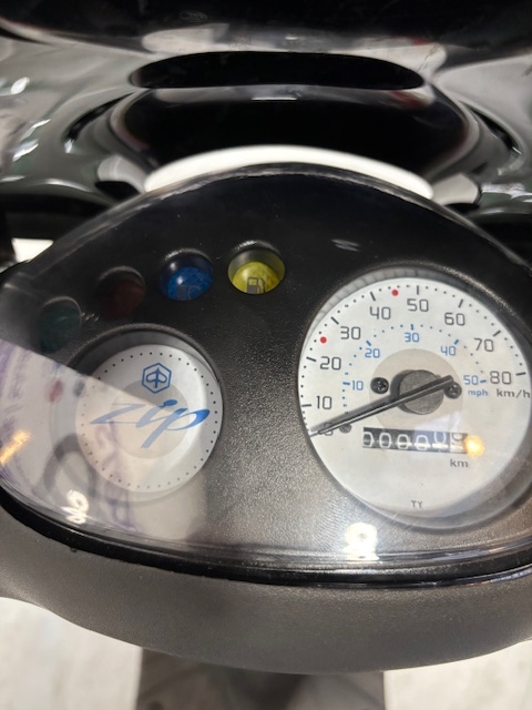 Piaggio Zip 45km - Afbeelding 5