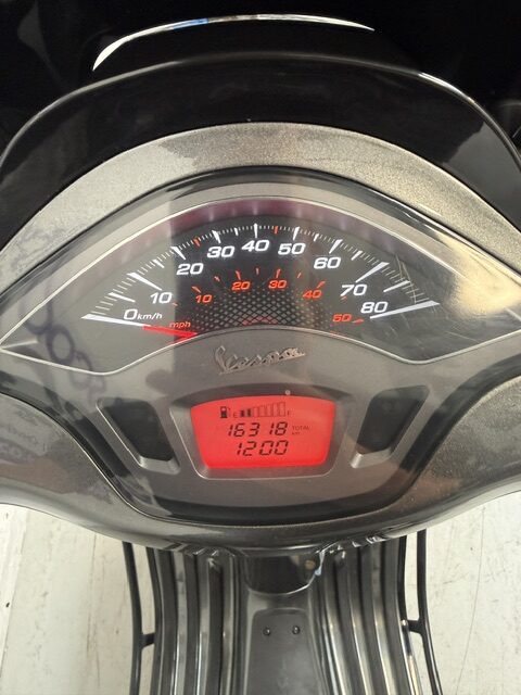 Vespa Sprint 45km - Afbeelding 5